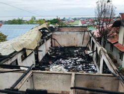 Kebakaran Hanguskan 3 Ruang Kelas dan 1 Gudang SD Inpres 2 Kelurahan Baru