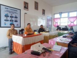 Kordik Pagimana Buka Kegiatan KKG di SDN 1 Pagimana, Terpilih Pengurus Baru Gugus Poto’utusan