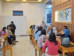 Rangkaian Verifikasi Tamsil 2025 Berakhir di Toili: Antrean Guru Memaksa Layanan Dibuka Lebih Awal